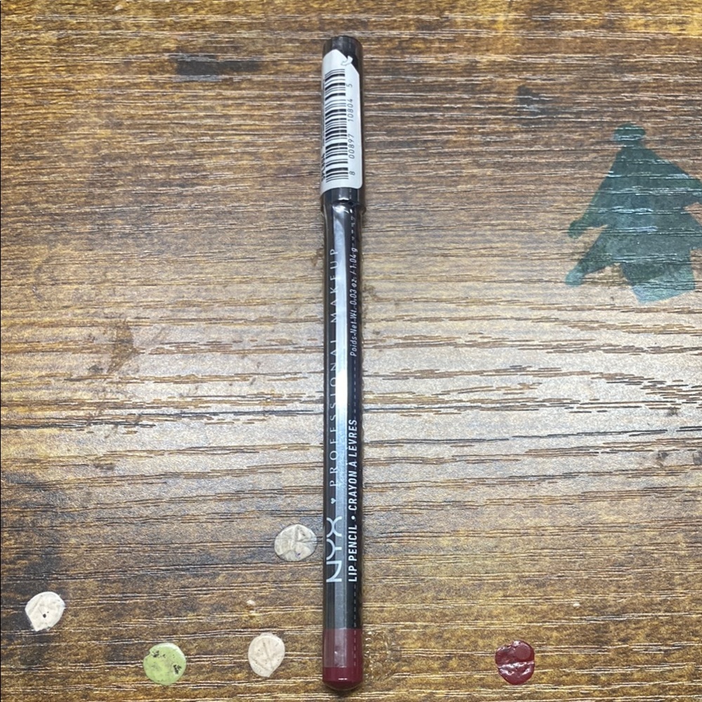 NYX Burgundy Lip Liner